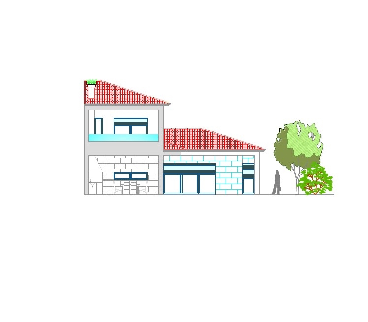 Gradbeno zemljišče za 5 stanovanj ali polpritlično hišo - naprodaj