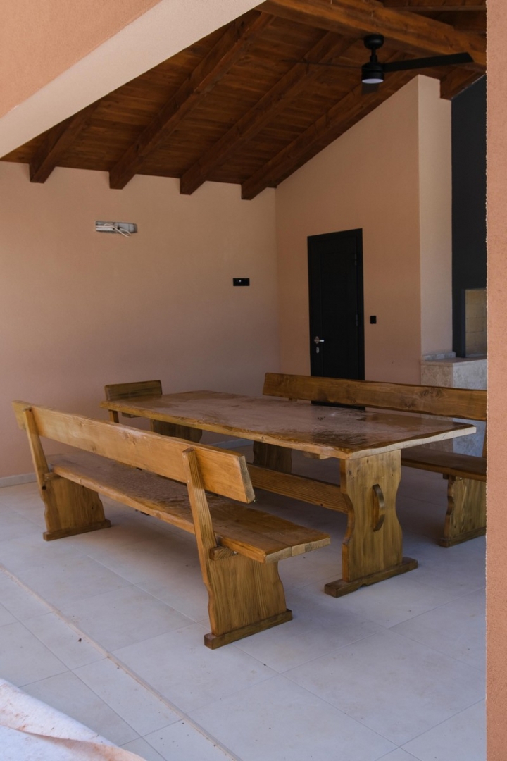 OKOLICA VIŠNJANE!!! Novozgrajena vila z bazenom in garažo, mirna lokacija