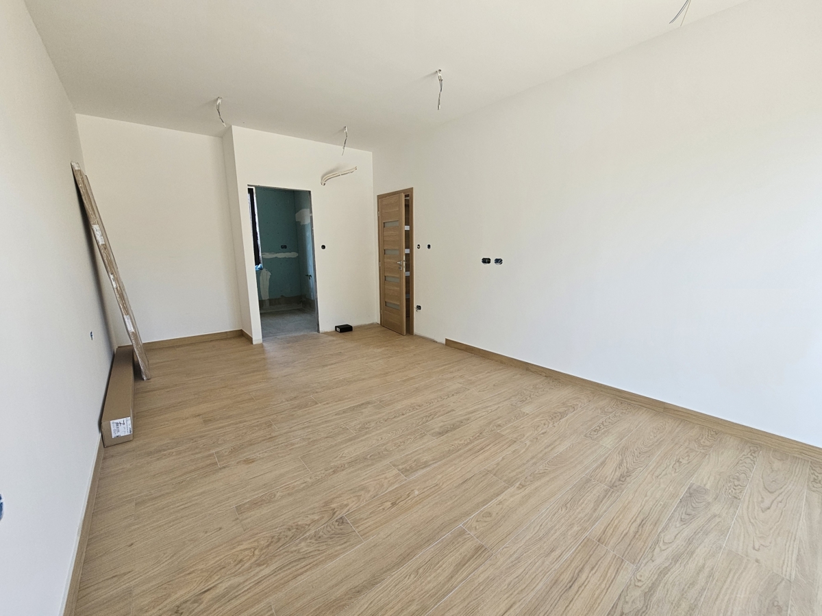 Moderna hiša v Istri blizu Poreča - idealna za družino ali počitnice!