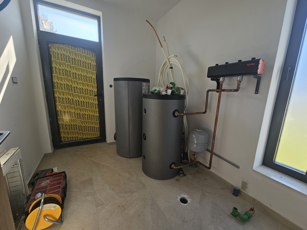 Moderna hiša v Istri blizu Poreča - idealna za družino ali počitnice!