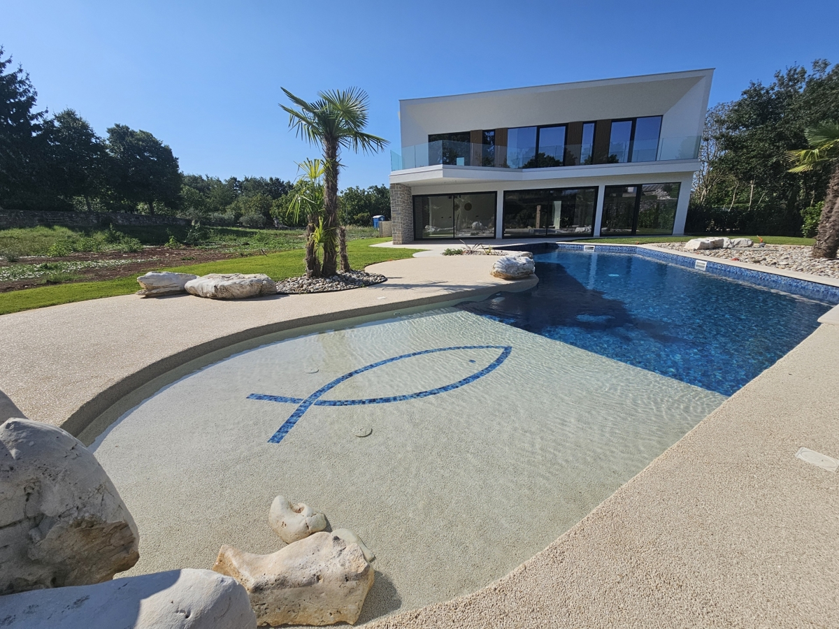 Moderna hiša v Istri blizu Poreča - idealna za družino ali počitnice!