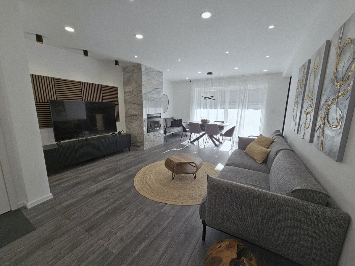 Poreč – Moderno stanovanje 100 m², 800 m od centra in morja