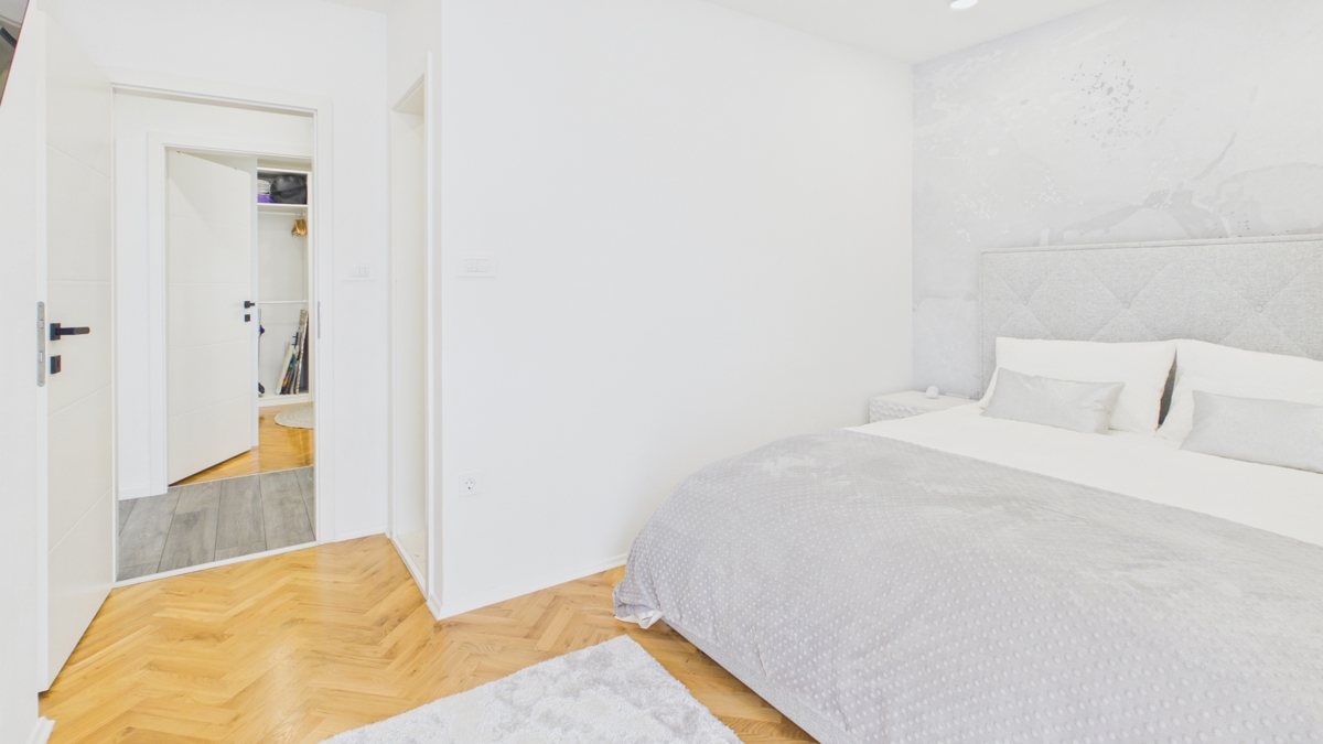 Poreč – Moderno stanovanje 100 m², 800 m od centra in morja