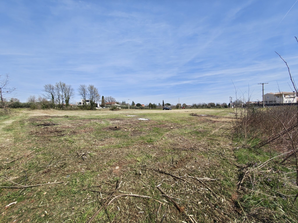 Zemljišče Kaštelir, Kaštelir-Labinci, 751m2