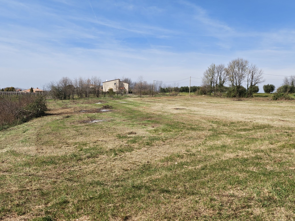 Zemljišče Kaštelir, Kaštelir-Labinci, 751m2