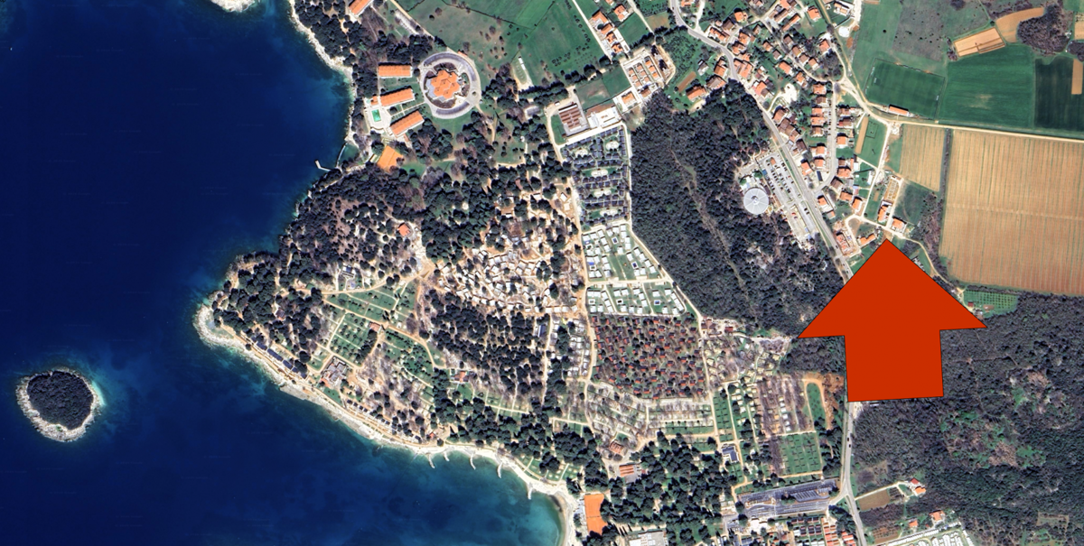 Funtana - moderna vrstna hiša 800 m od morja