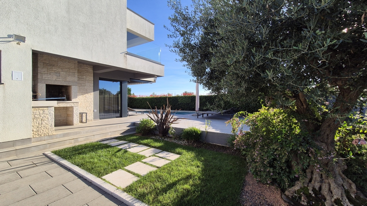 Edinstvena vila vrhunske arhitekture v Poreču