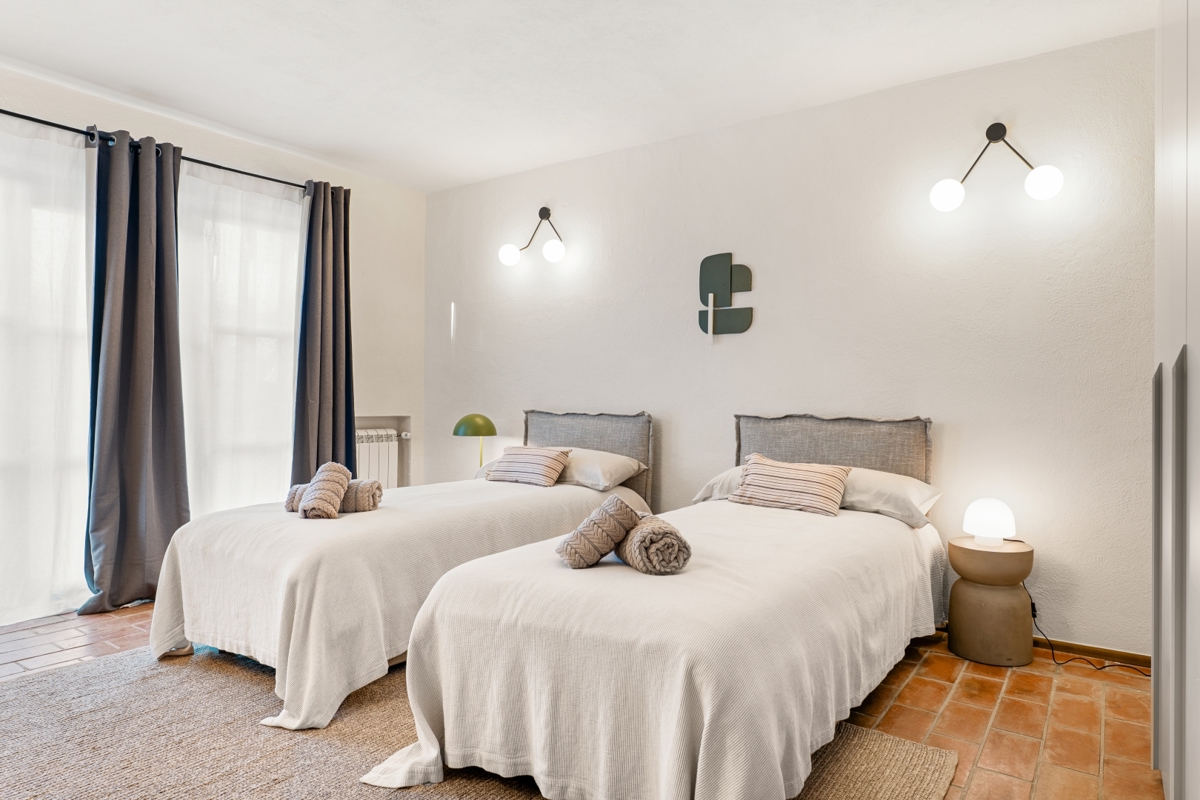 Istra - prenovljena vila z bazenom, 5 spalnic, kategorizacija 4★, mirna lokacija