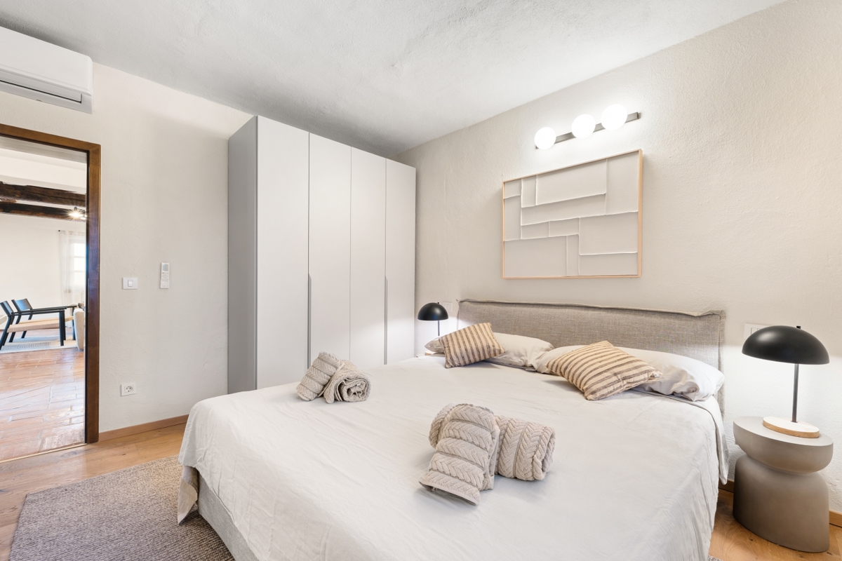 Istra - prenovljena vila z bazenom, 5 spalnic, kategorizacija 4★, mirna lokacija