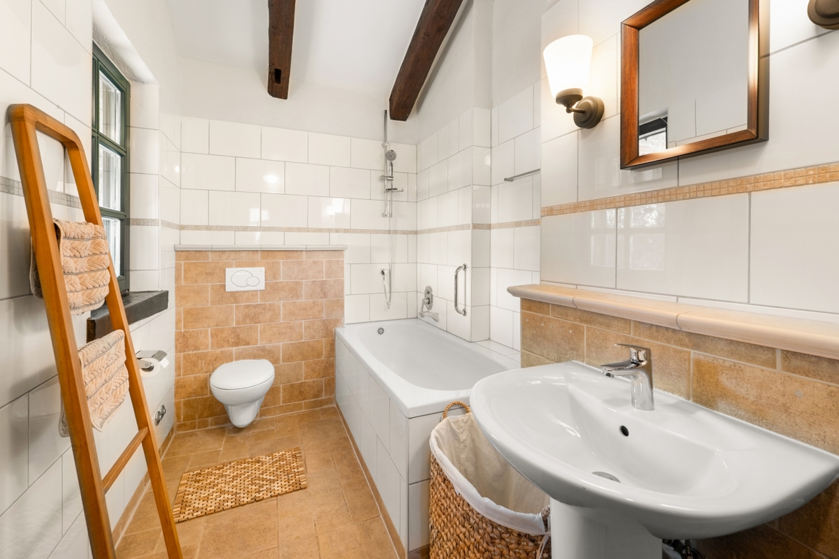 Istra - prenovljena vila z bazenom, 5 spalnic, kategorizacija 4★, mirna lokacija