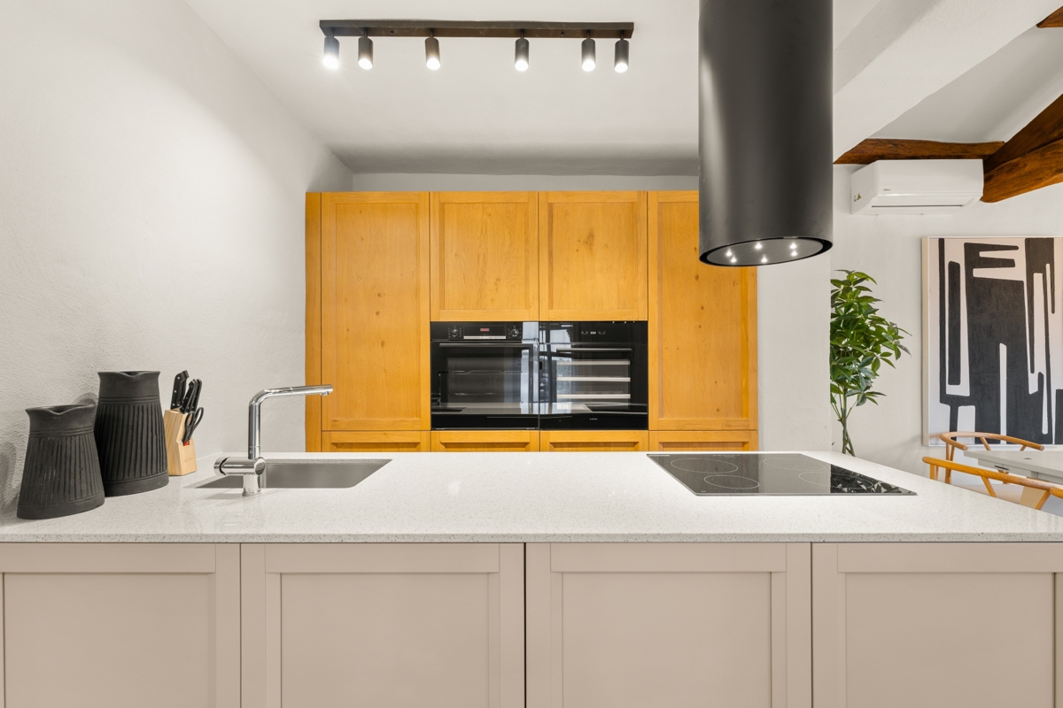 Istra - prenovljena vila z bazenom, 5 spalnic, kategorizacija 4★, mirna lokacija