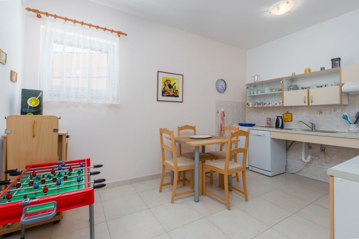 Samostojna hiša z bazenom s pogledom na pravljični Motovun