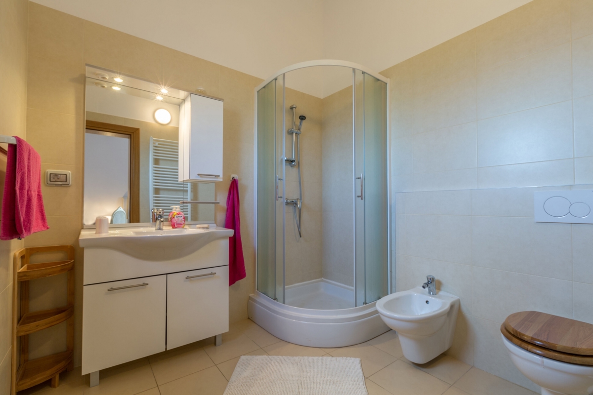 Samostojna hiša z bazenom s pogledom na pravljični Motovun