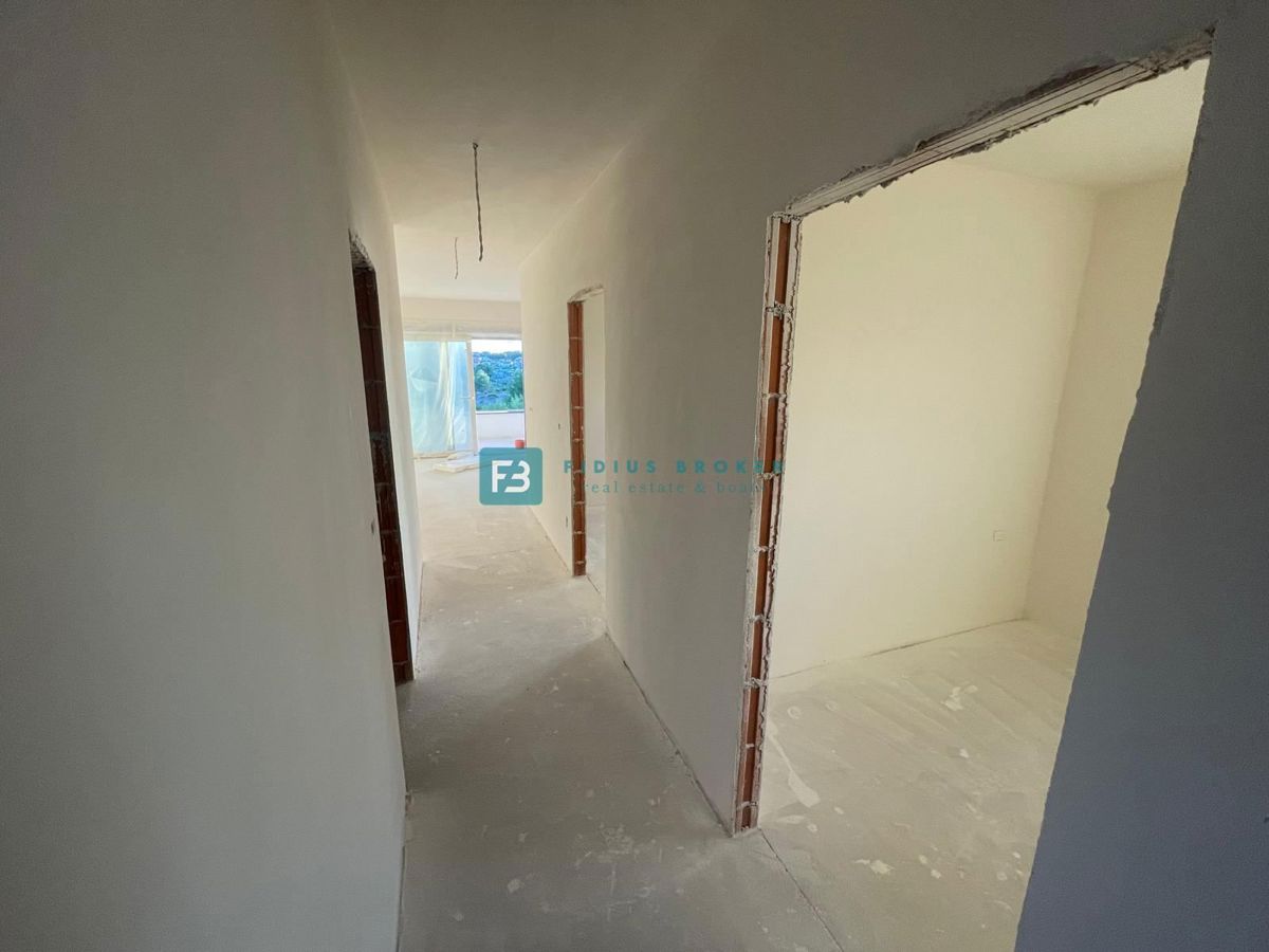 VODICE, novogradnja, dvoetažno stanovanje, pogled na morje, strešna terasa