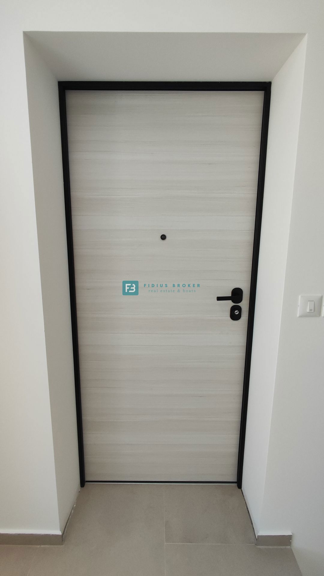 VODICE, novogradnja, pritličje, vrt 36 m2, mirna lokacija, S2