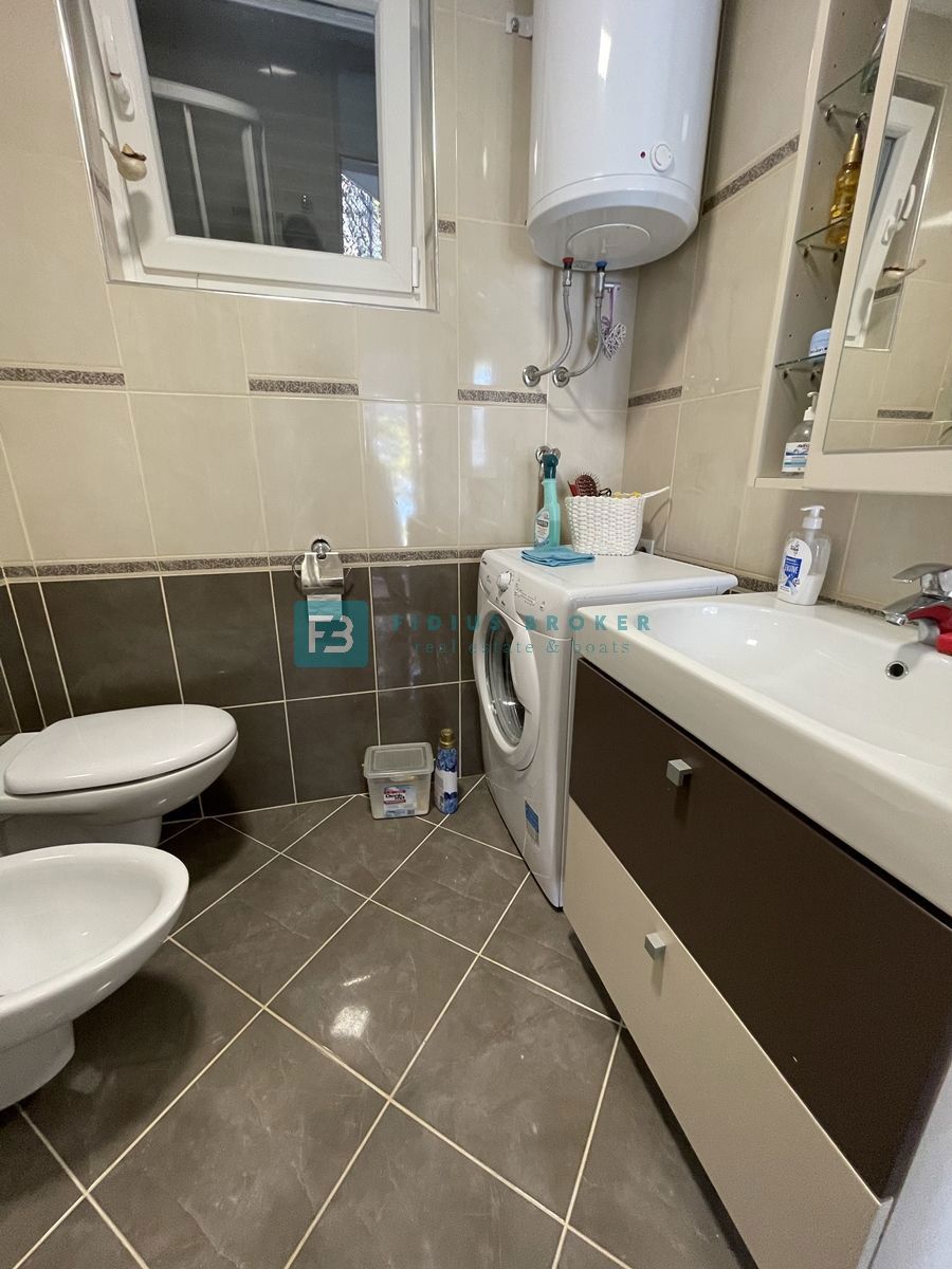 TISNO, čudovita samostojna hiša, 60 m od plaže, odprt pogled na morje