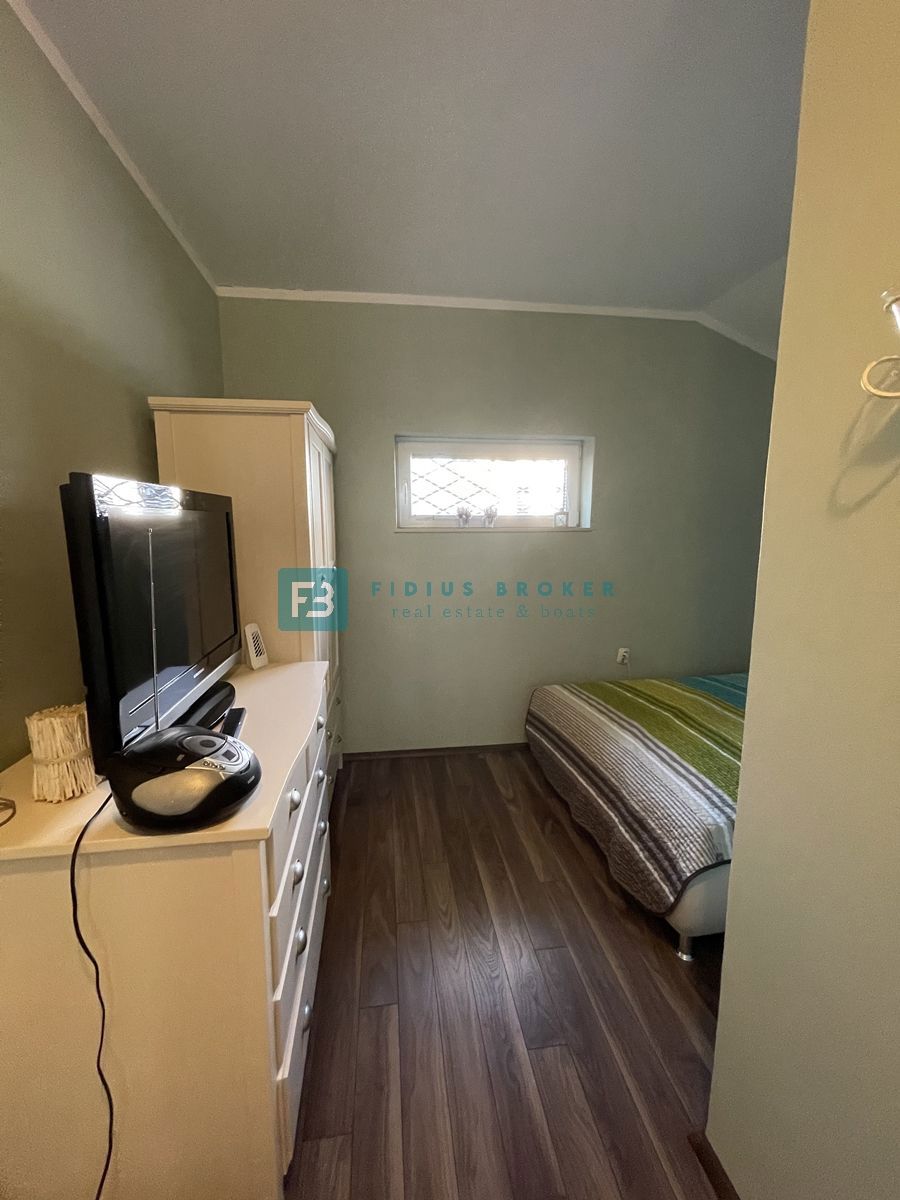 TISNO, čudovita samostojna hiša, 60 m od plaže, odprt pogled na morje