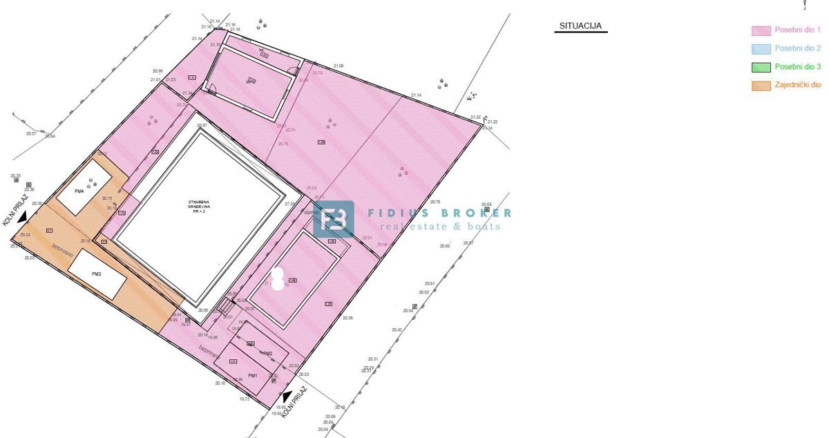 VODICE, nova, samostojna hiša, 3 apartmaji, bazen, vrt, 650 m od plaže