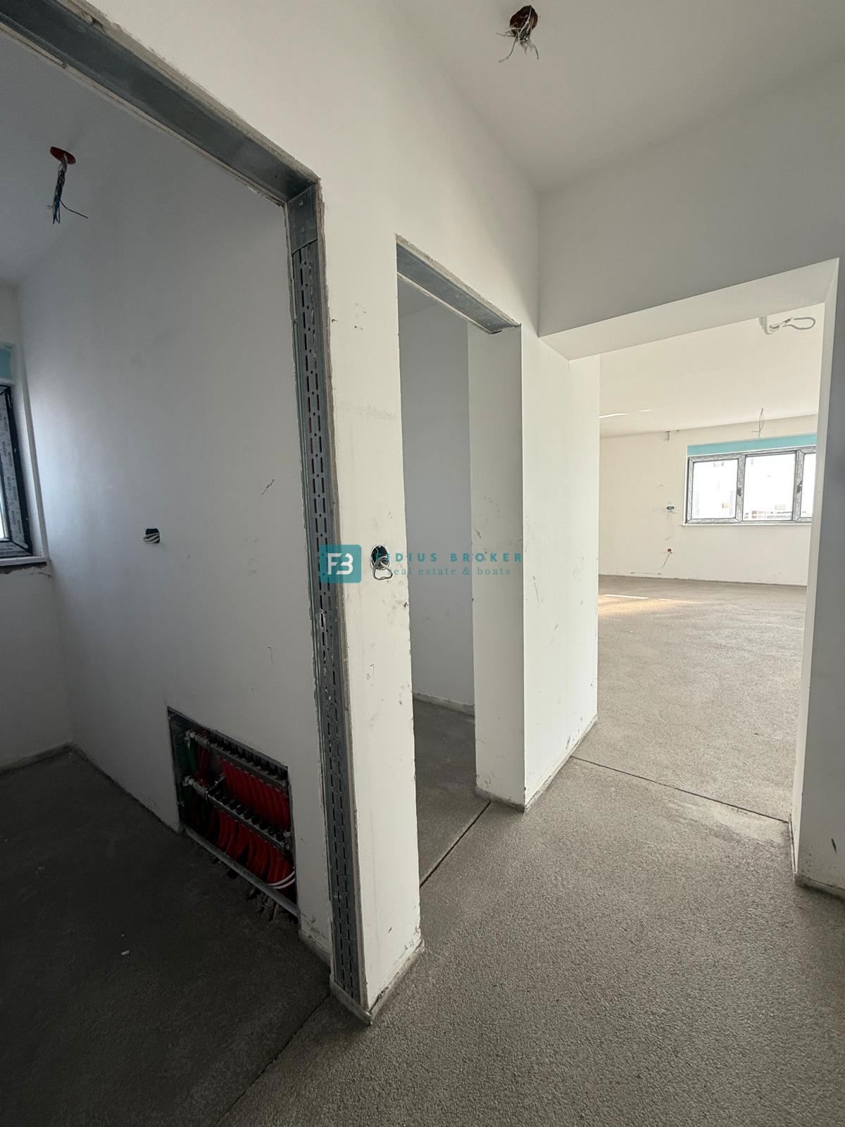 VODICE, novogradnja, 1. nadstropje, 3 spalnice, pogled na morje, shramba