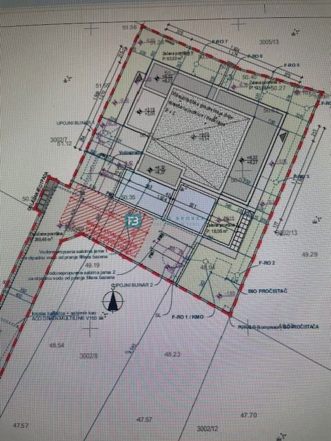 VODICE, gradbeno zemljišče s projektom, pogled na morje, 2 stanovanjski enoti, 2 bazena