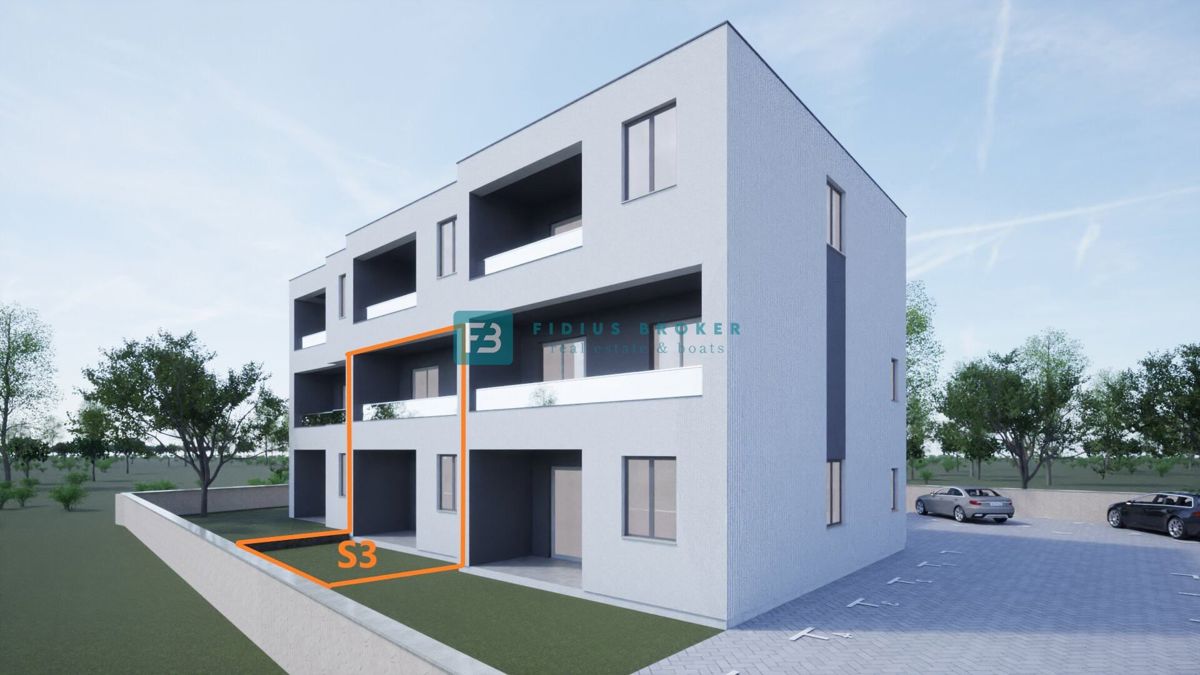 VODICE, novogradnja, dvoetažno stanovanje, vrt 40 m2, S3