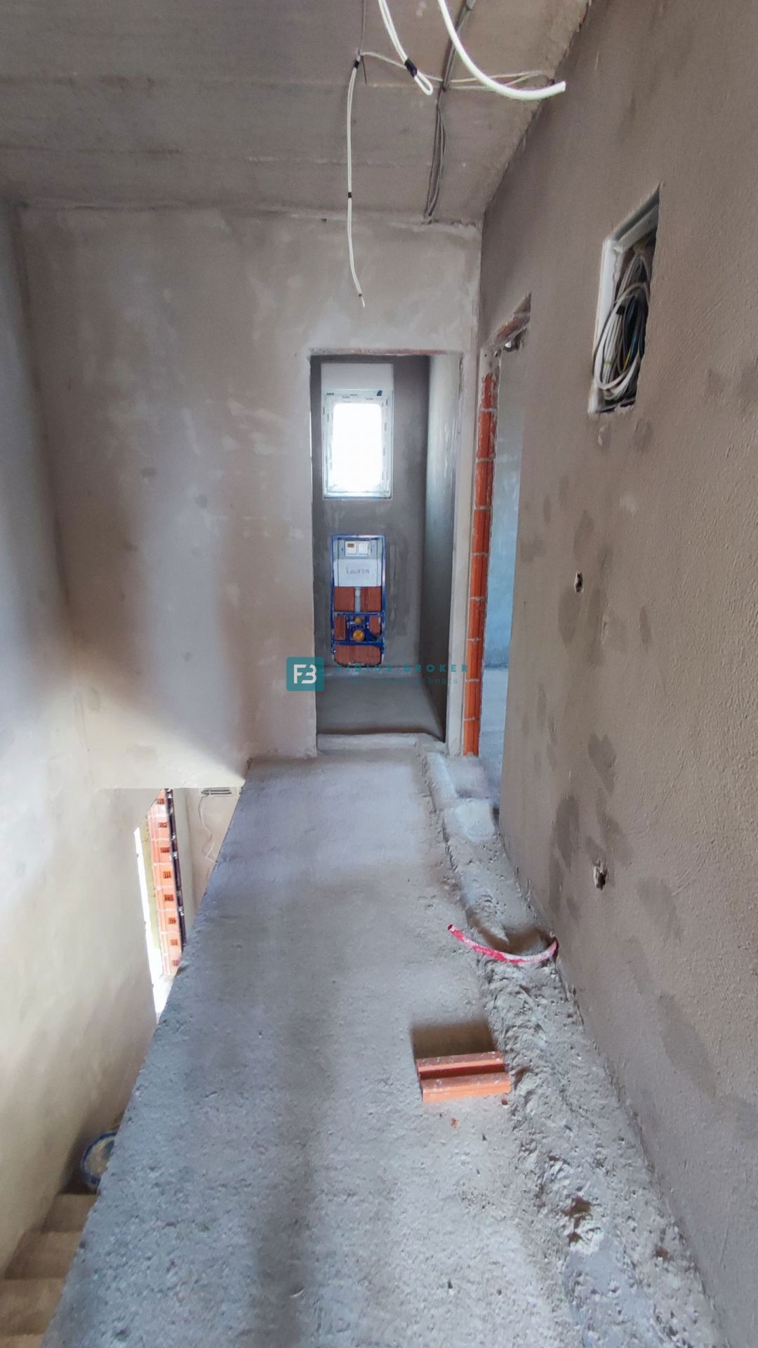 VODICE, novogradnja, dvoetažno stanovanje, 3 spalnice, vrt
