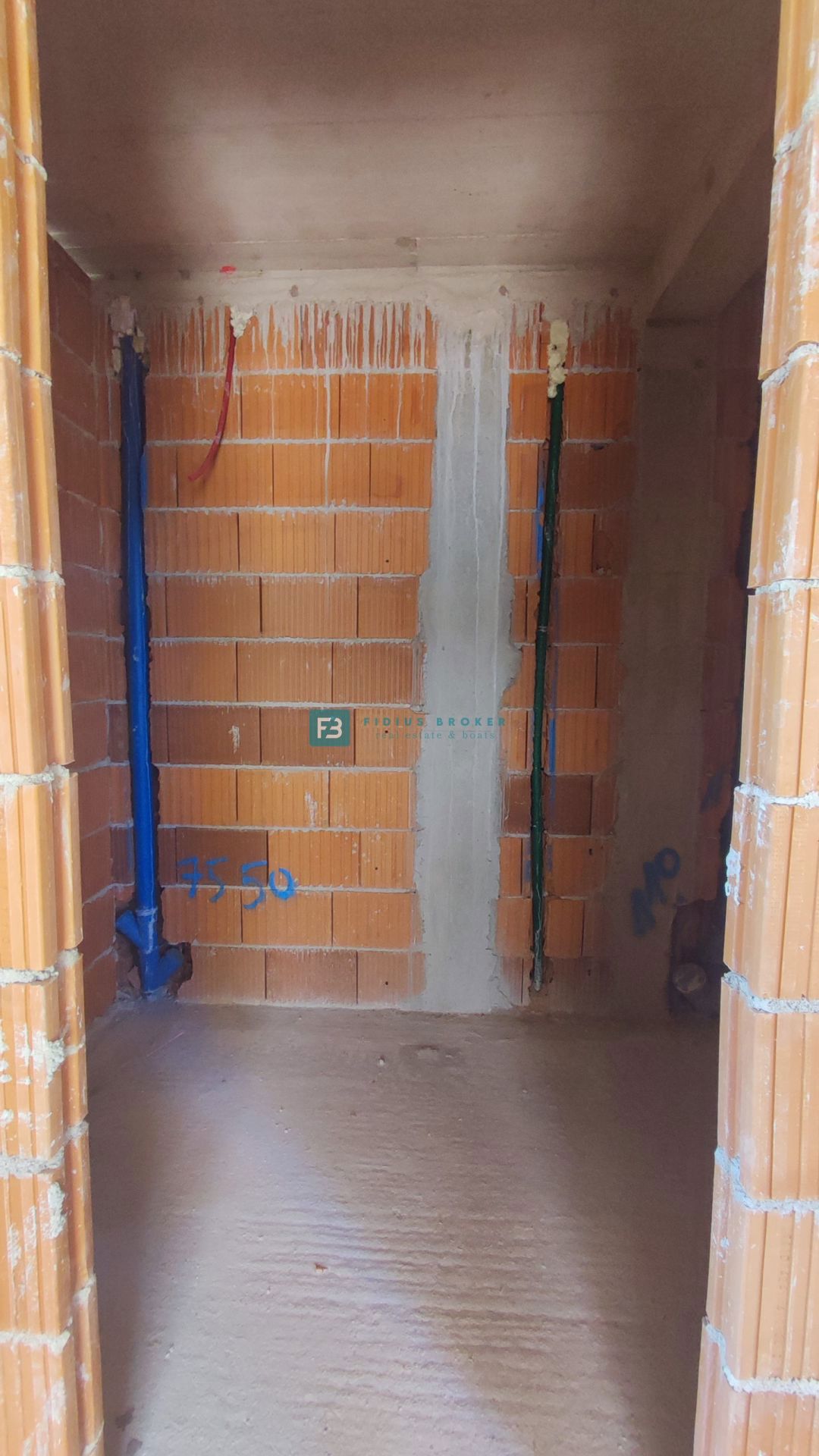 VODICE, novogradnja, pritličje, vrt 60 m2, 2 spalnice