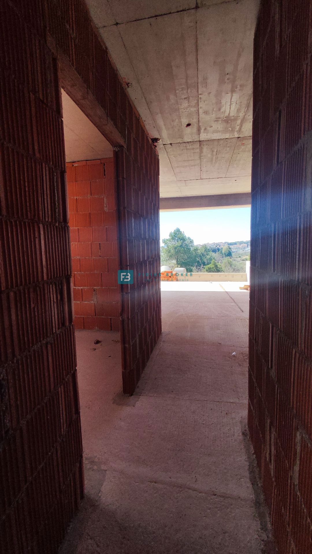 VODICE, novogradnja, pritličje, vrt 60 m2, 2 spalnice