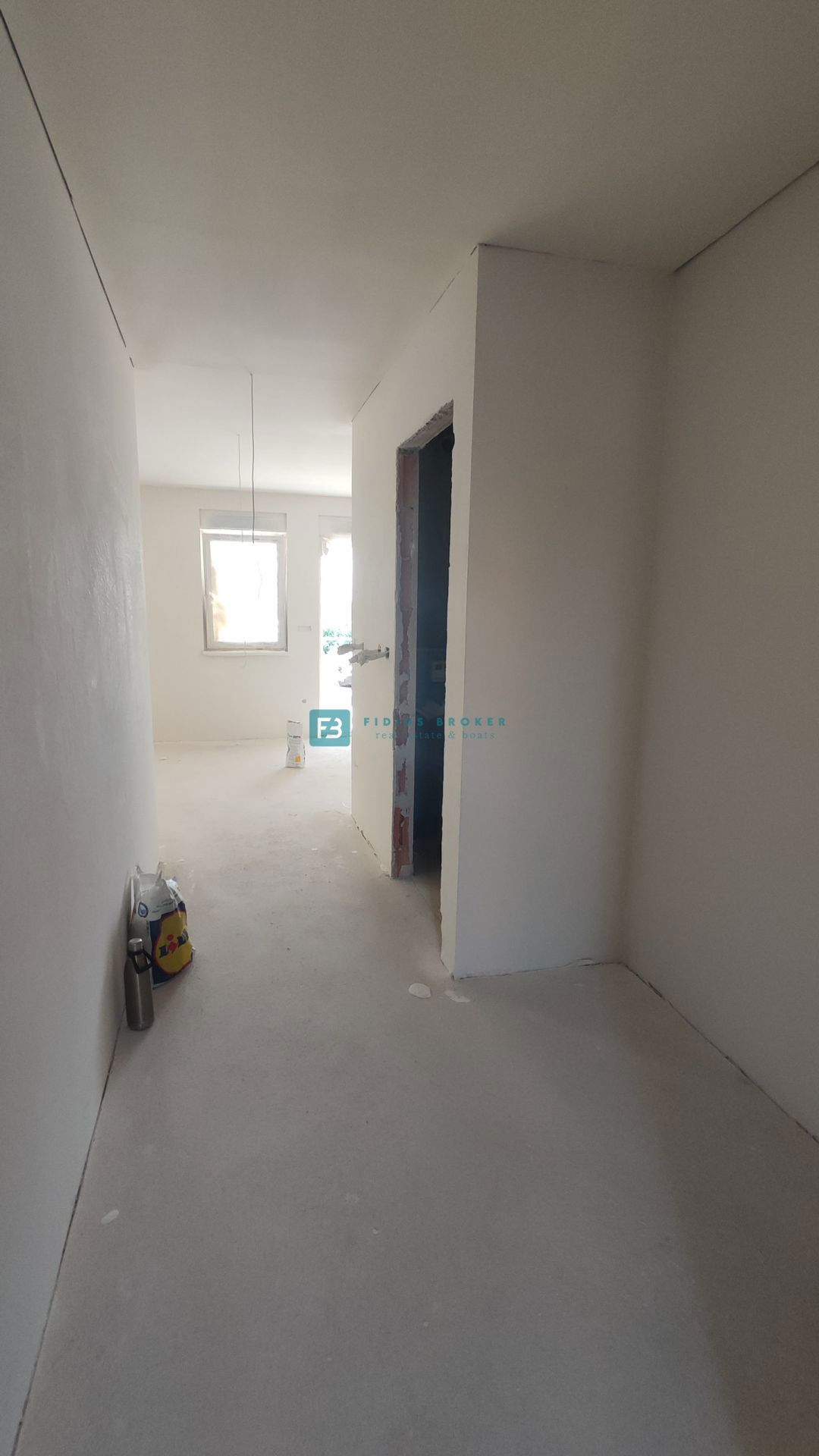 VODICE, novogradnja, pritličje, vrt 36 m2, mirna lokacija, S2