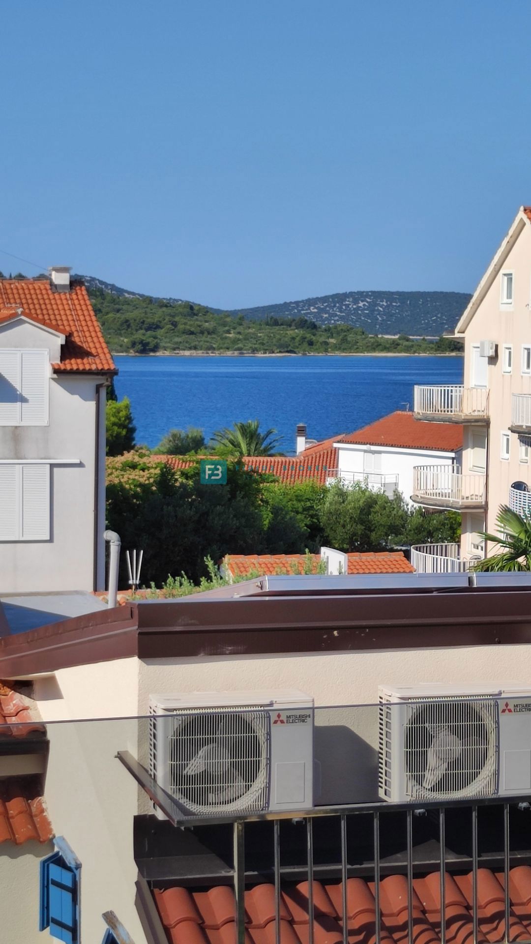 SRIMA, nova, dvojček, 300 m do plaže, pogled na morje, S1