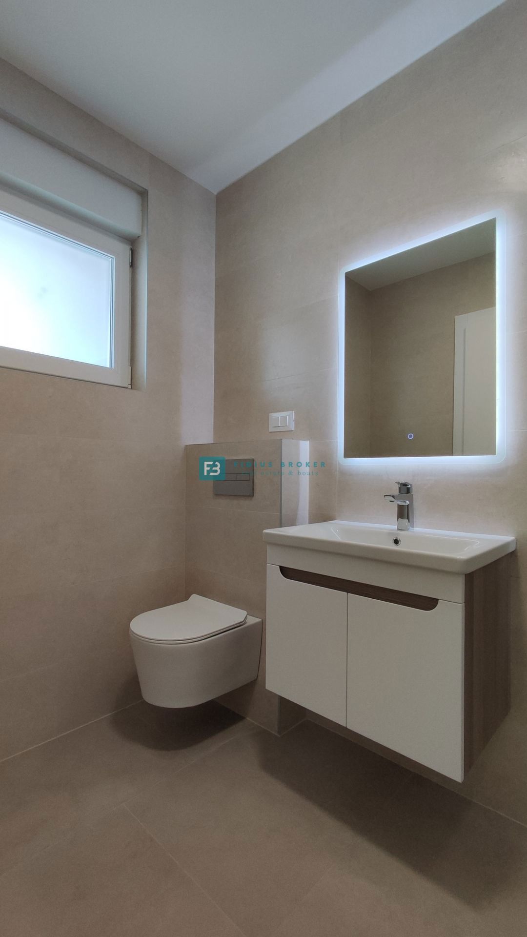 VODICE, novogradnja, 2. nad., pogled na morje, shramba, S6