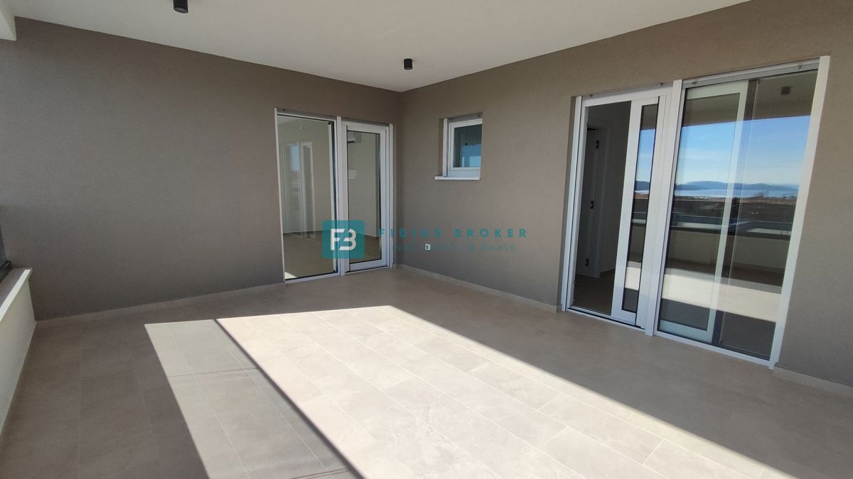 VODICE, novogradnja, 2. nad., pogled na morje, shramba, S6