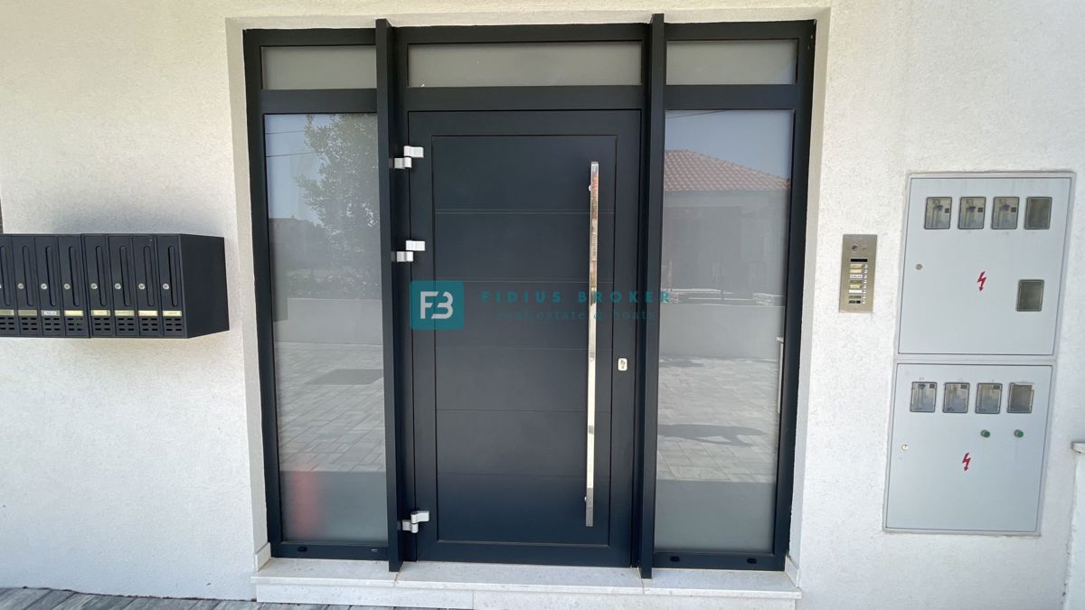 VODICE - SRIMA, novo, 2. vrsta do morja, penthouse, strešna terasa, panoramski pogled