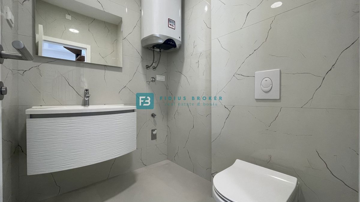 VODICE - SRIMA, novo, 2. vrsta do morja, penthouse, strešna terasa, panoramski pogled