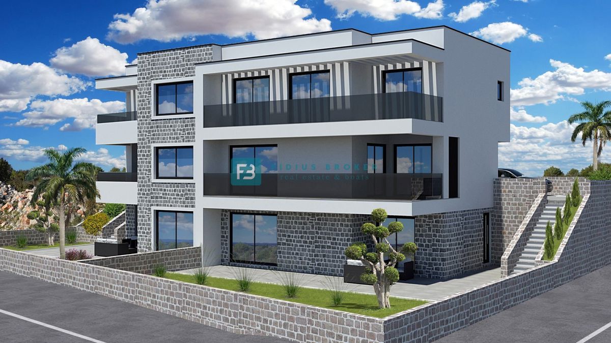 VODICE, novogradnja, dvojček, pogled na morje, bazen, 5 spalnica vrt