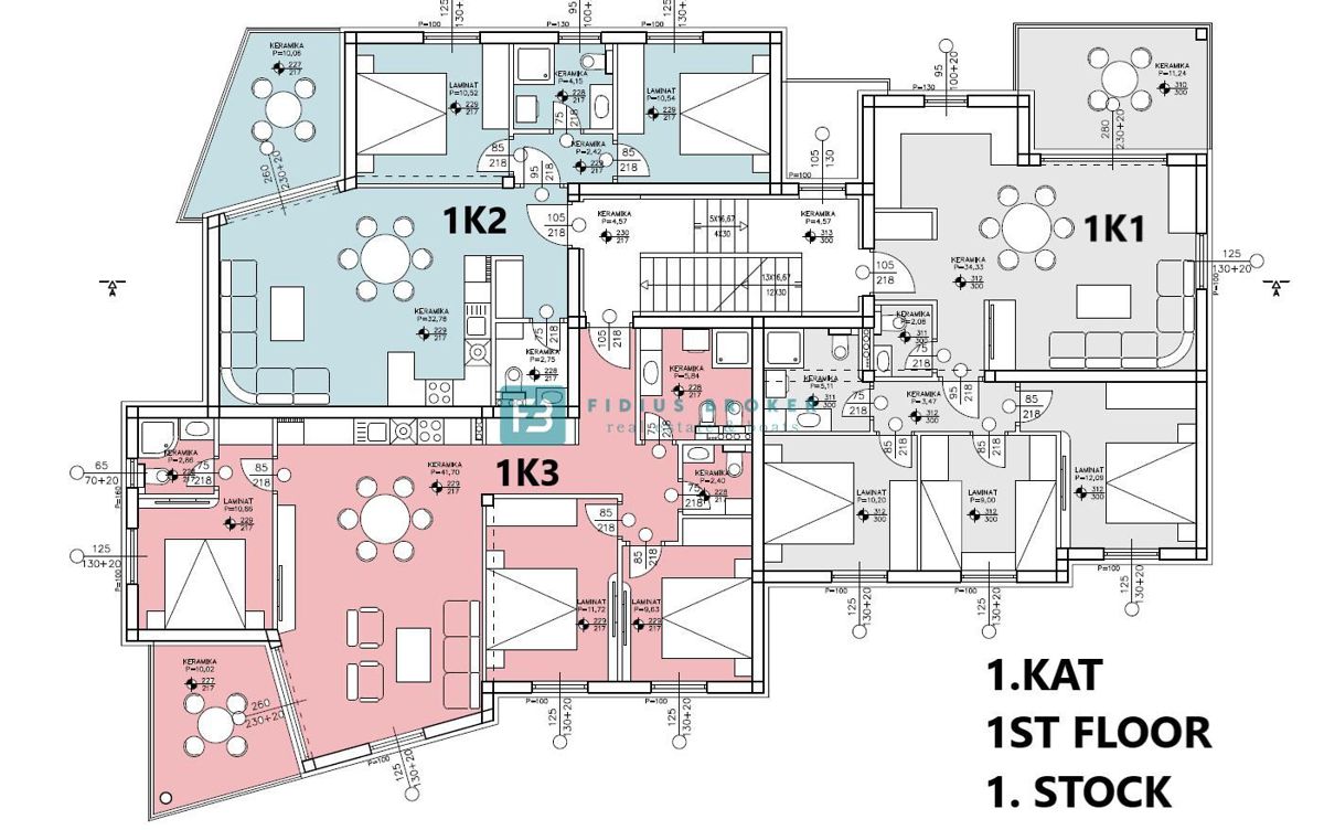 TRIBUNJ, novogradnja, pritličje, 650 m od morja, bazen, vrt 100 m2, shramba