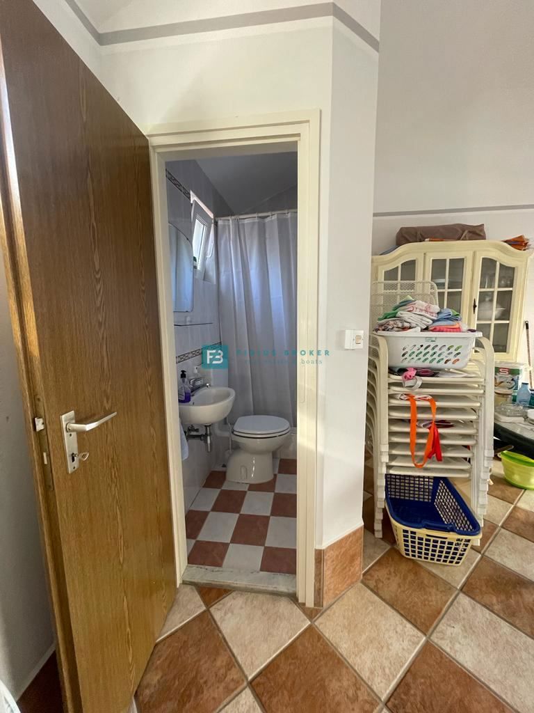 SRIMA, luksuzna hiša s 5 apartmaji, 2. vrsta od morja, pogled na morje