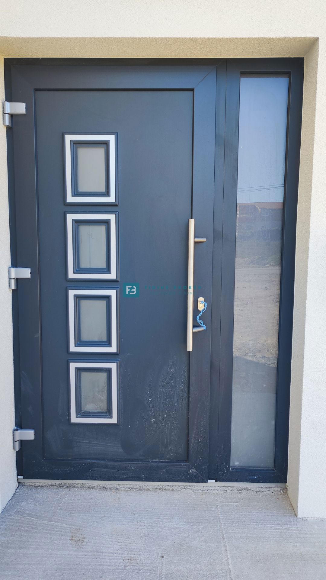 VODICE, novogradnja, dvoetažno stanovanje, vrt 110 m2