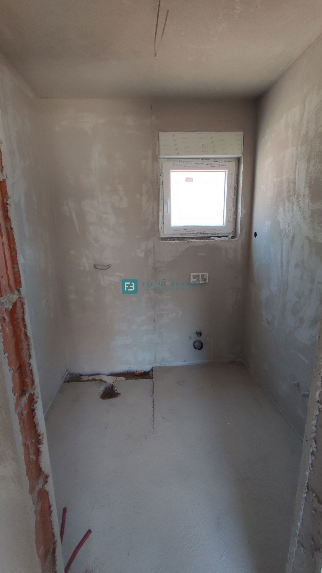 VODICE, novogradnja, pritličje, vrt 84 m2, 2 spavaće sobe