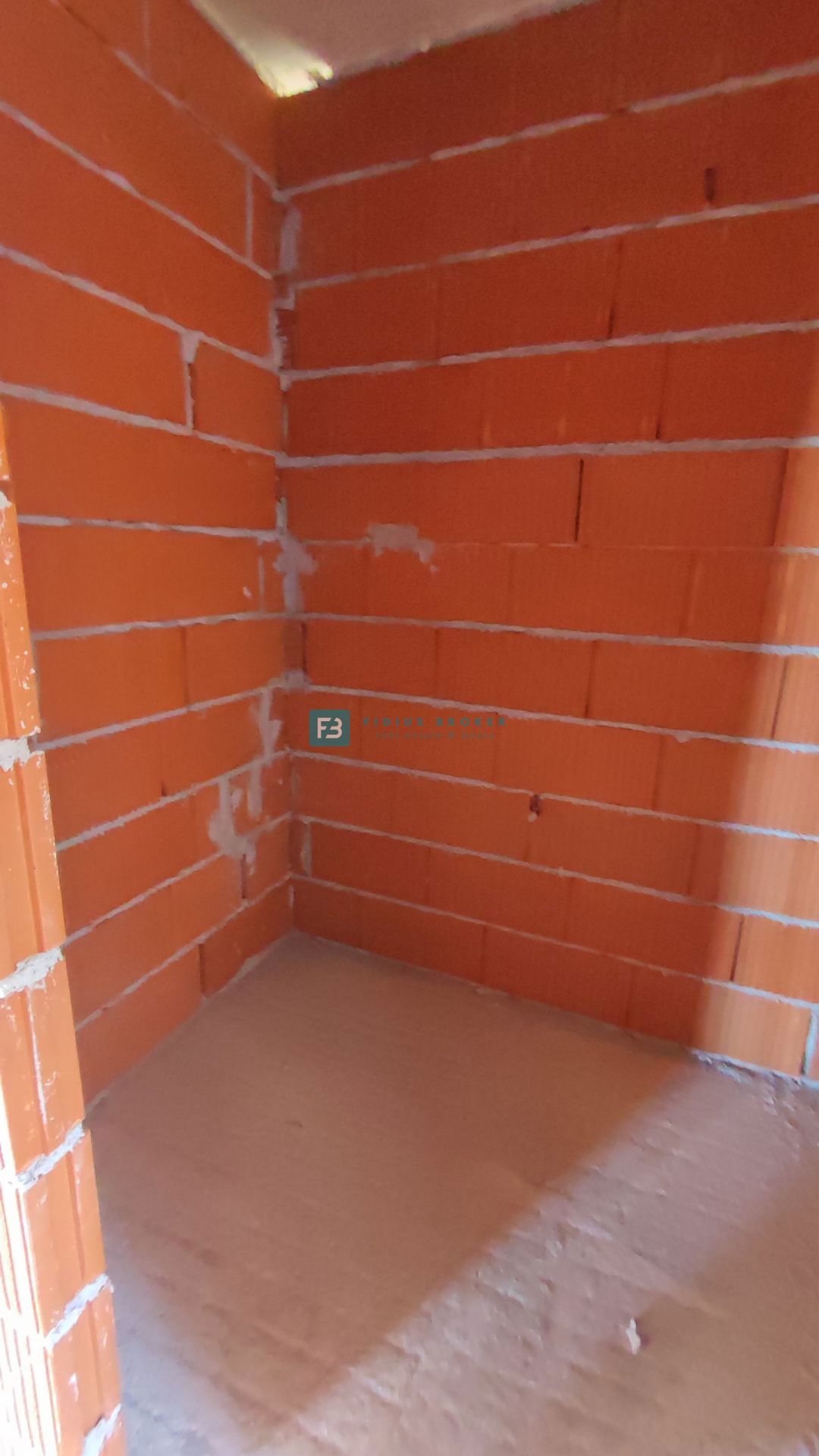 VODICE, novogradnja, 1. nadstropje, pogled na morje, 2 spalnici