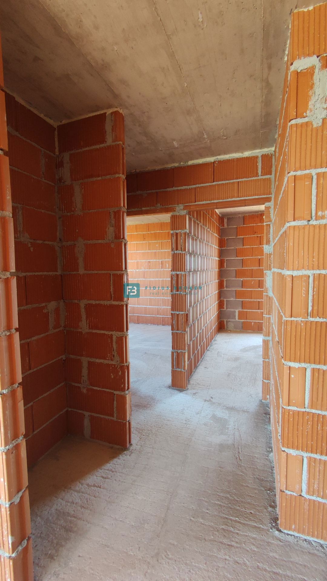 VODICE, novogradnja, 1. nadstropje, pogled na morje, 2 spalnici