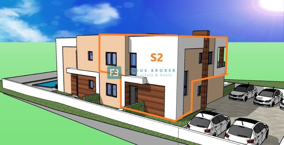 VODICE, novogradnja, pol samostojna hiša, bazen, dvorišče 188 m2, 4 spalnice