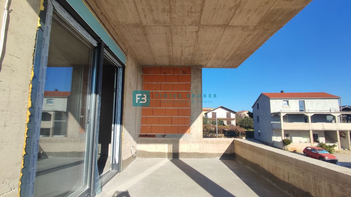 VODICE, novogradnja, moderno stanovanje, terasa, pogled na morje