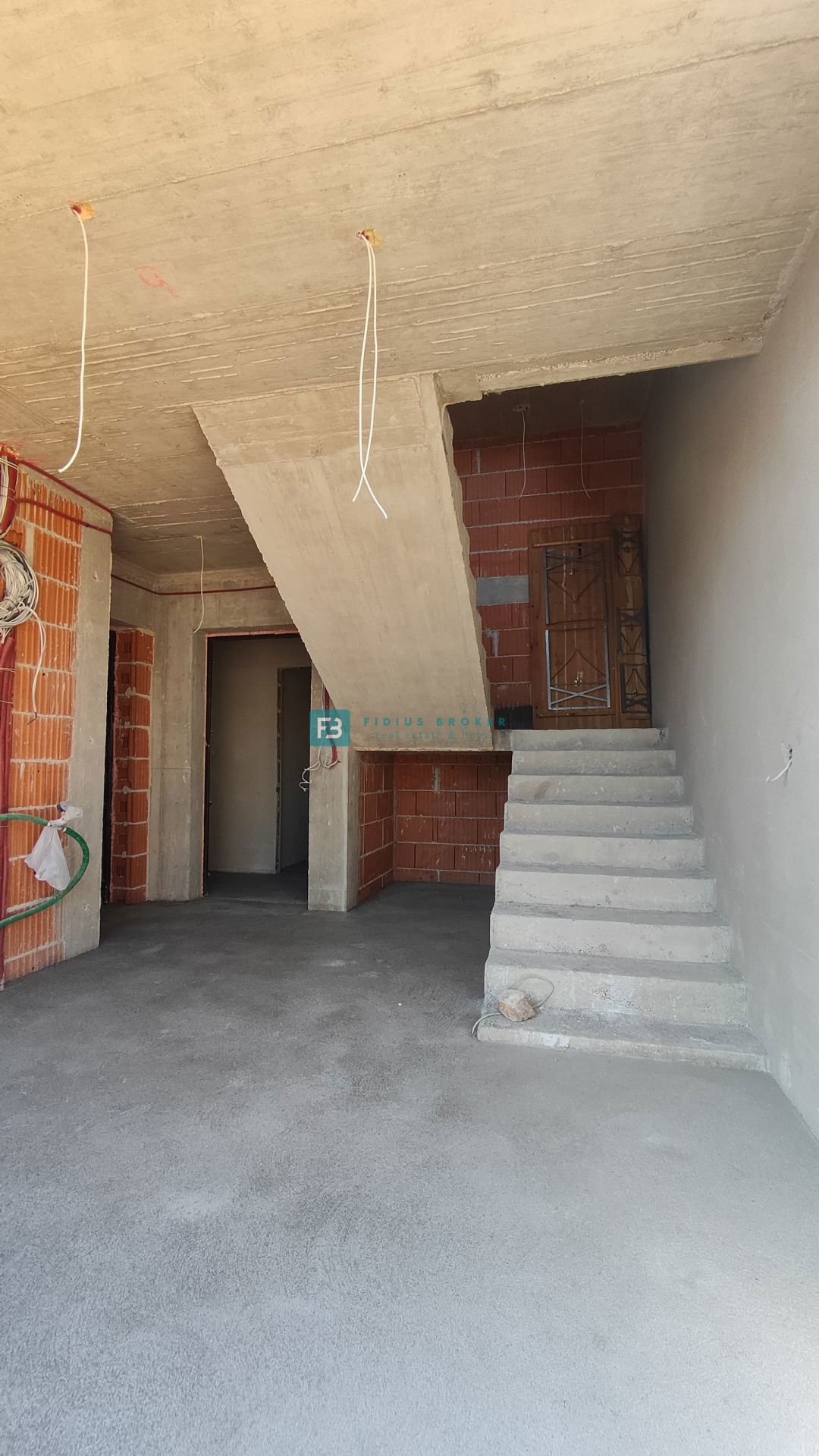 VODICE, novogradnja, moderno stanovanje, terasa, pogled na morje