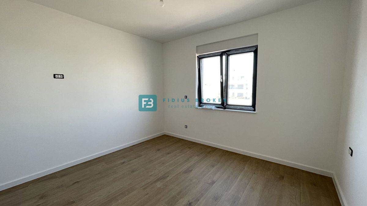 VODICE, novogradnja, moderno stanovanje, terasa, 2 spalnici