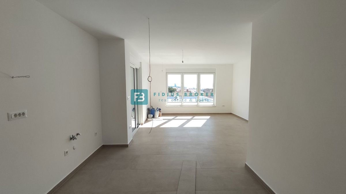 VODICE, novogradnja, 2. nad., pogled na morje, shramba, S6