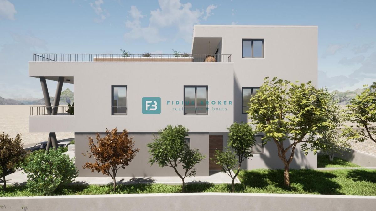 VODICE, novogradnja, pritličje, vrt 60 m2, 2 spalnice