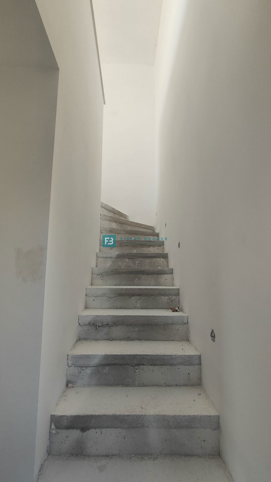 VODICE, novogradnja, dvoetažno stanovanje, pogled na morje, strešna terasa