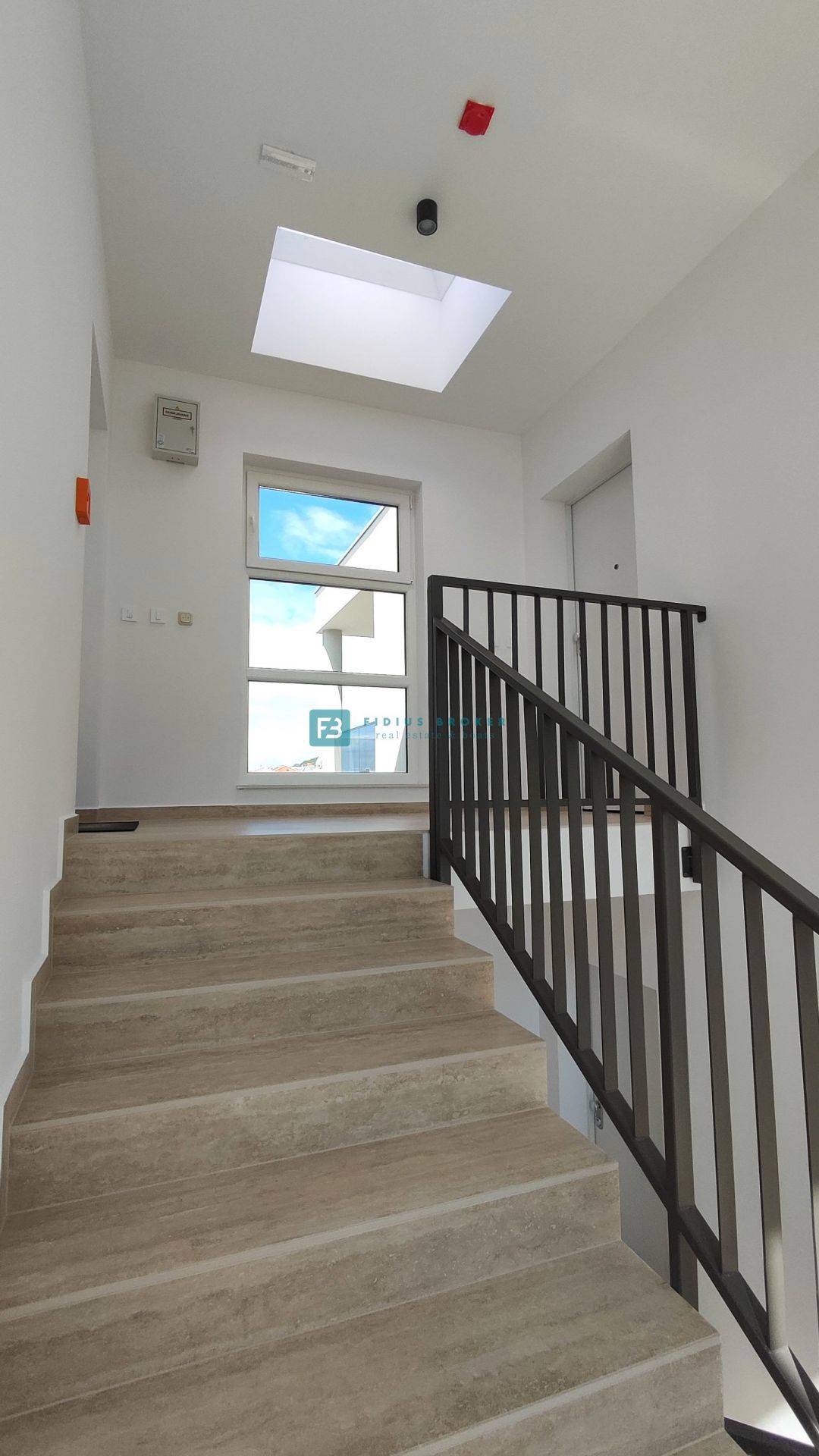 VODICE, novo, 400 m do morja, 2. nadstropje, luksuzno stanovanje s pogledom na morje, S7