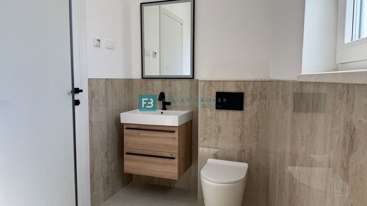 Hiša Žaborić, Šibenik - Okolica, 111,40m2